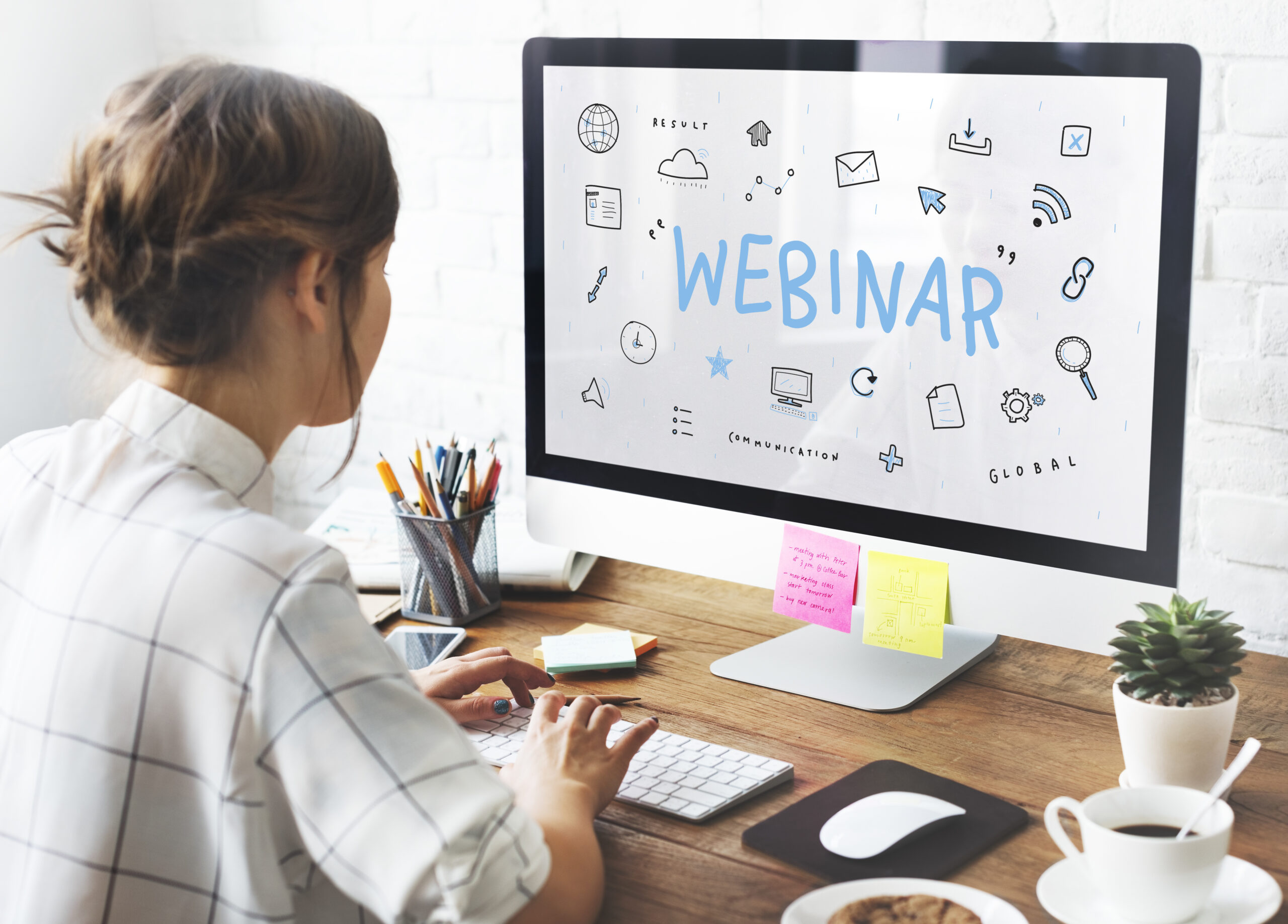 Read more about the article How to Create a Webinar with Success