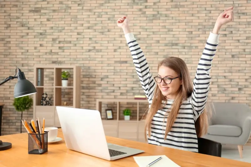 You are currently viewing 9 Simple Claude AI Business Ideas Beginners Are Still Overlooking